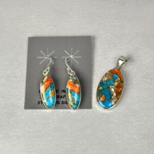 Blue Spiny Oyster Oval Set (Earrings + Pendant)