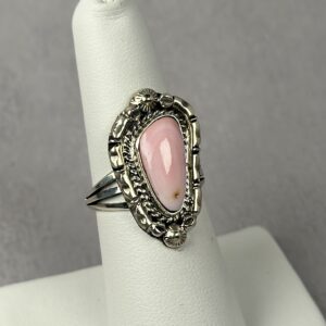 Pink Conch Ring – Navajo Made – Alice Sander – Sz 7