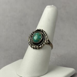 Kingman Turquoise Ring – Navajo Made – Freda Martinez – Size 8.5