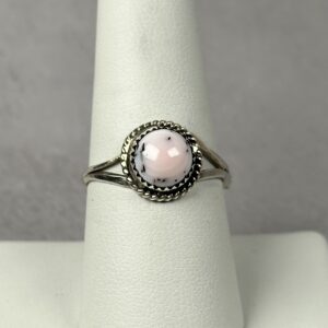 Pink Conch Ring – Navajo Made – Esther White – Size 8.5