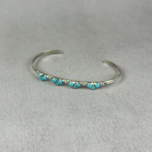 Dainty Turquoise 4 Heart Cuff - Navajo Made - 1.2in gap