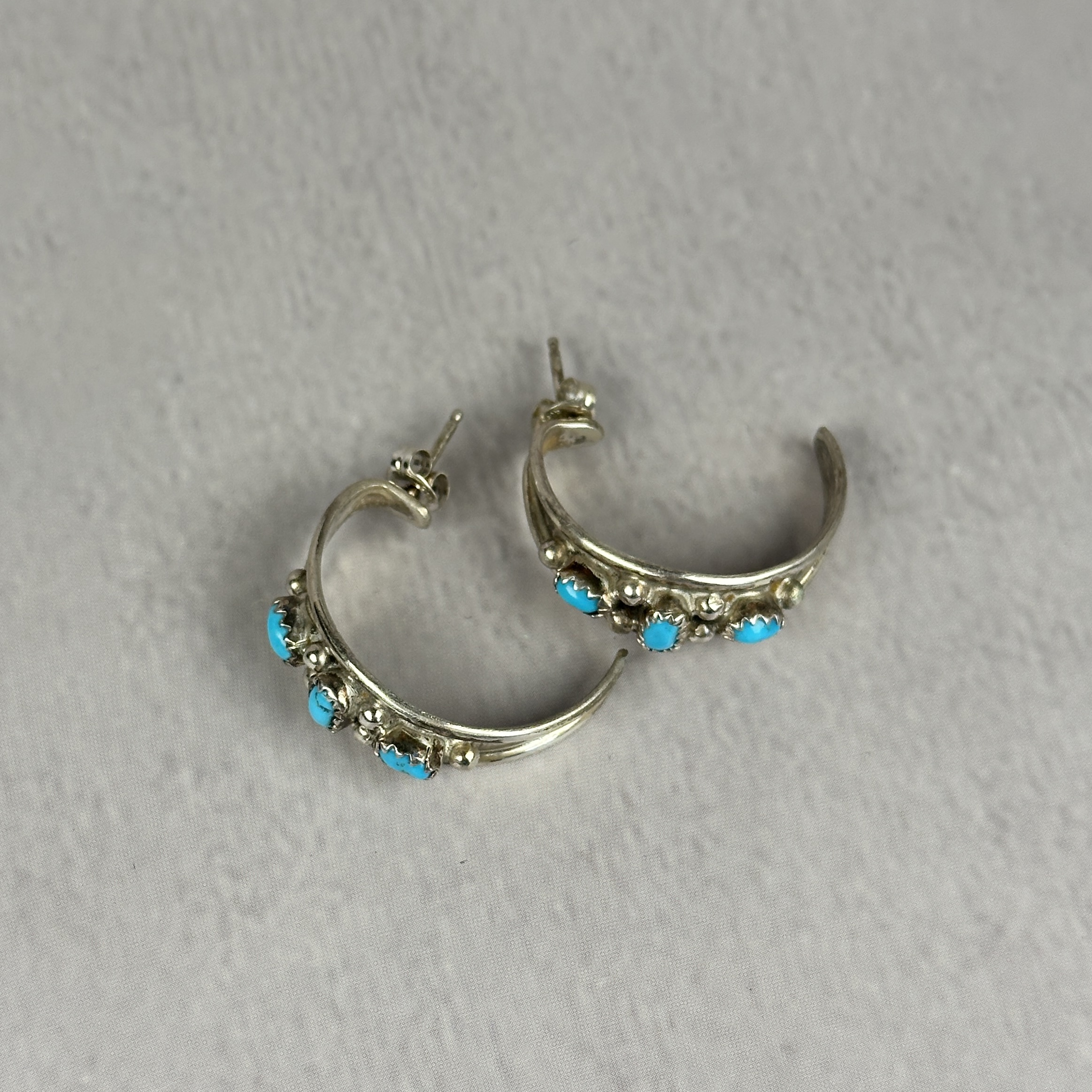 3 Stone Kingman Turq 1/2 Hoop Earrings - Navajo Made - Elvira Cadman - Image 3