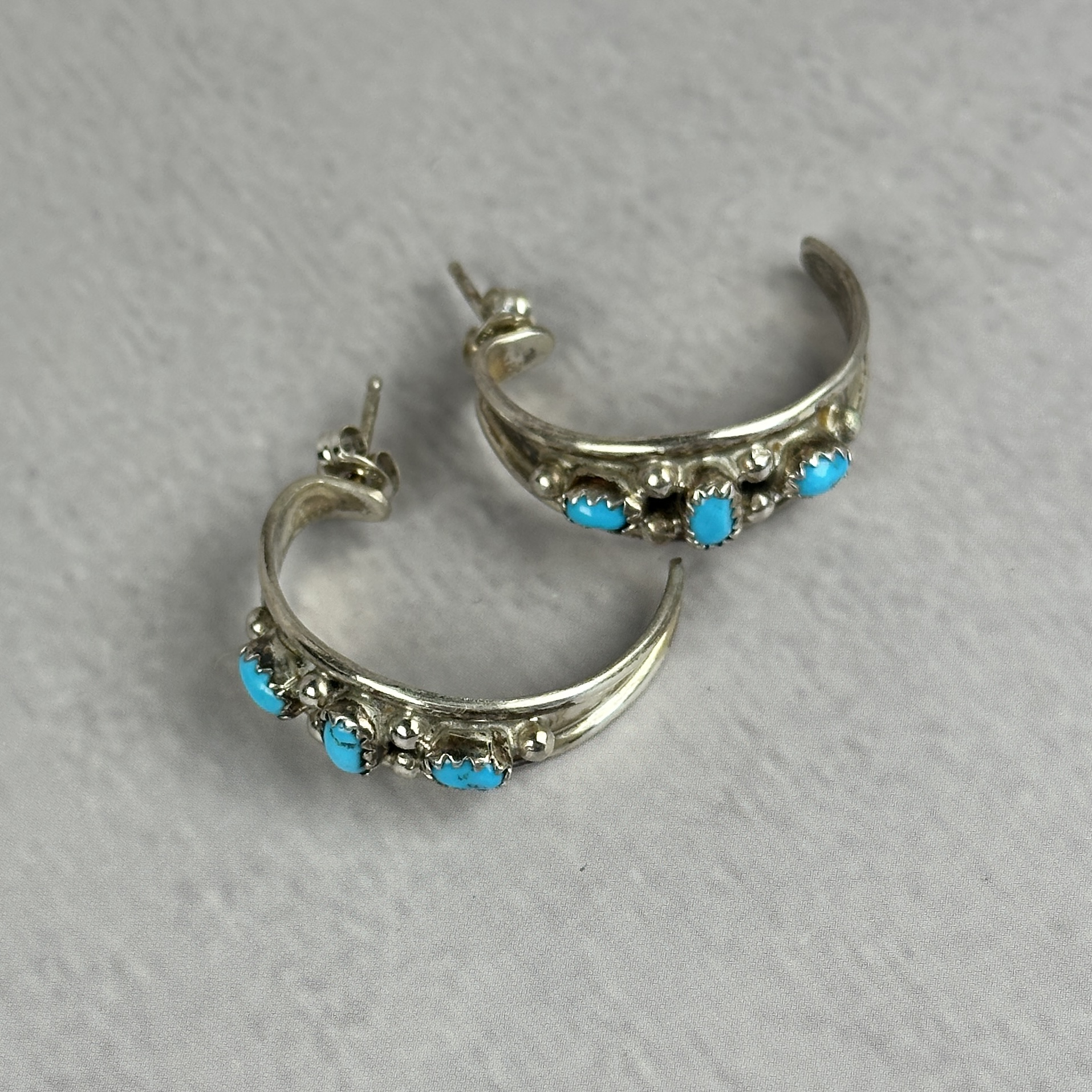 3 Stone Kingman Turq 1/2 Hoop Earrings - Navajo Made - Elvira Cadman